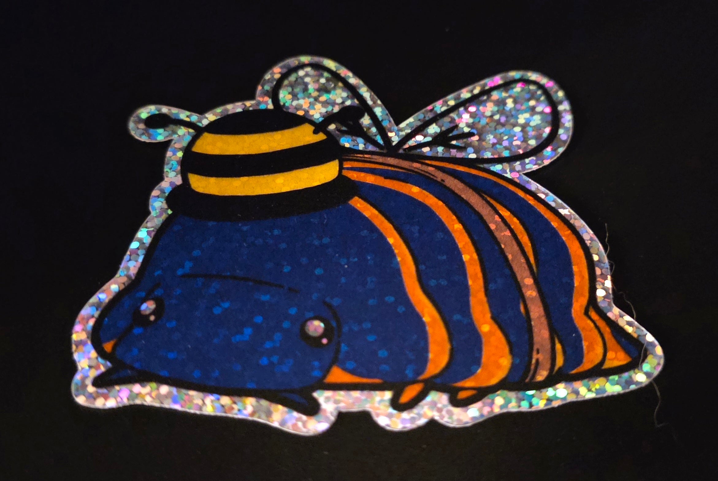 Ember Bee - Glitter - 3"